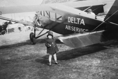 Little girl leaving on Travel Air SH 1930's D.copy193x.N.012