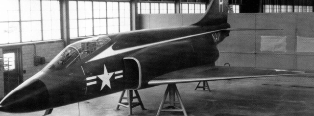Mock-up do F-3H-G/H, sua aparência com o F-4 Phantom II não é coincidência